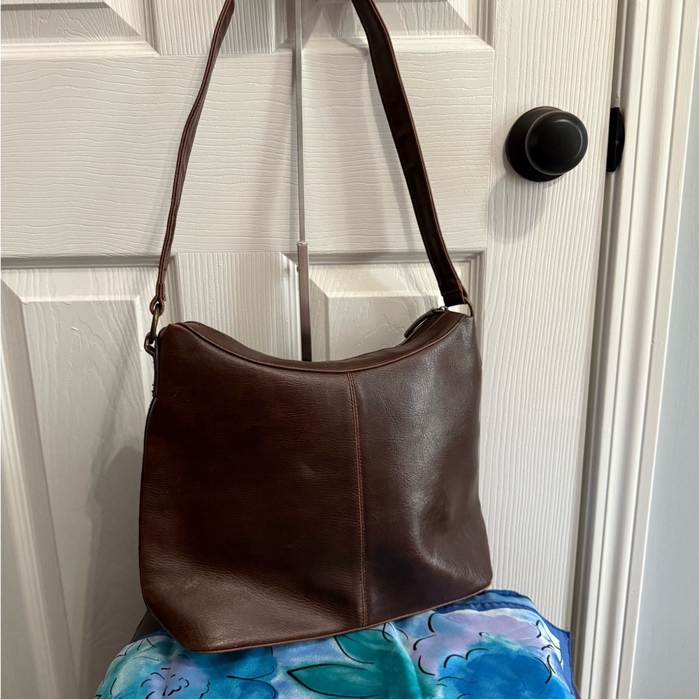 NWOT Purple Suede and Leather Dockets shoulder bag